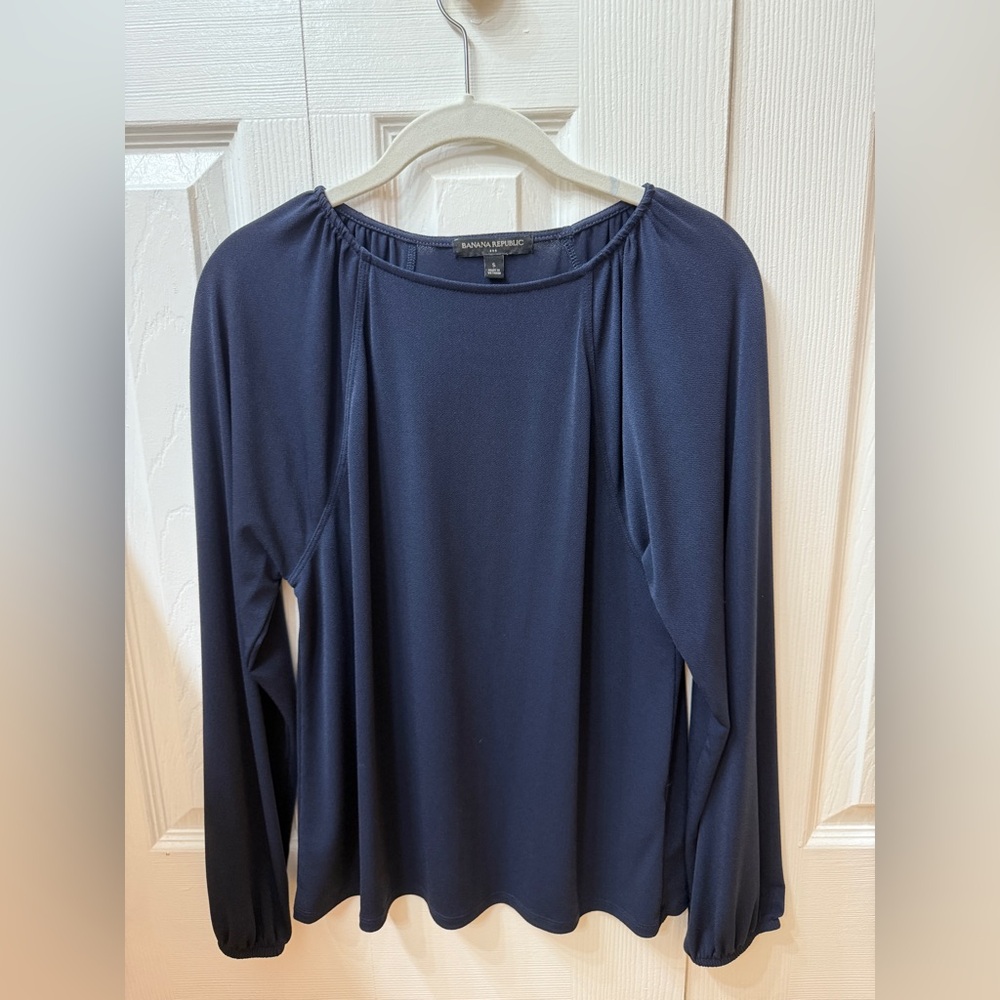 Banana Republic Women's Long Sleeve Top in Navy Blue
